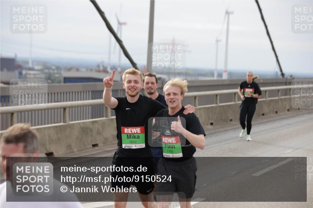 03.10.2025 - Köhlbrandbrückenlauf Jannik Wohlers http://msf.ph/oto/9150524 03.10.2025 15:55:58 Position 1 7852, 7760 meine-sportfotos.de