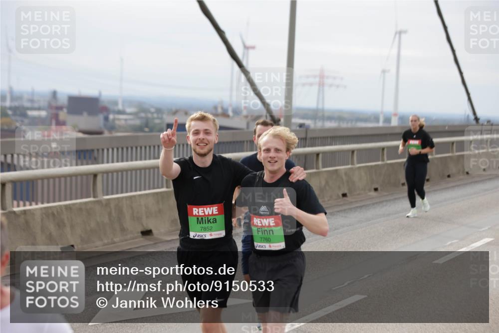 03.10.2025 - Köhlbrandbrückenlauf Jannik Wohlers http://msf.ph/oto/9150533 03.10.2025 15:55:58 Position 1 7852, 7760 meine-sportfotos.de