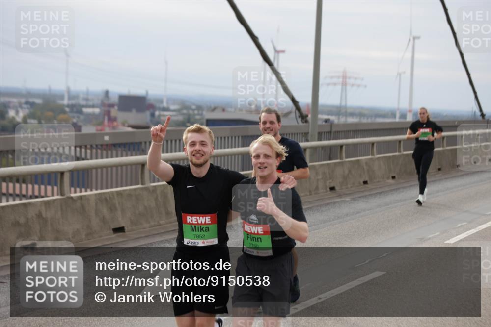 03.10.2025 - Köhlbrandbrückenlauf Jannik Wohlers http://msf.ph/oto/9150538 03.10.2025 15:55:58 Position 1 7760, 7852 meine-sportfotos.de