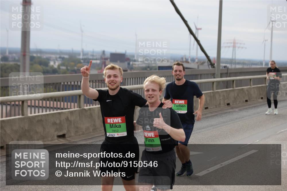 03.10.2025 - Köhlbrandbrückenlauf Jannik Wohlers http://msf.ph/oto/9150546 03.10.2025 15:55:59 Position 1 7852, 7760, 7770 meine-sportfotos.de