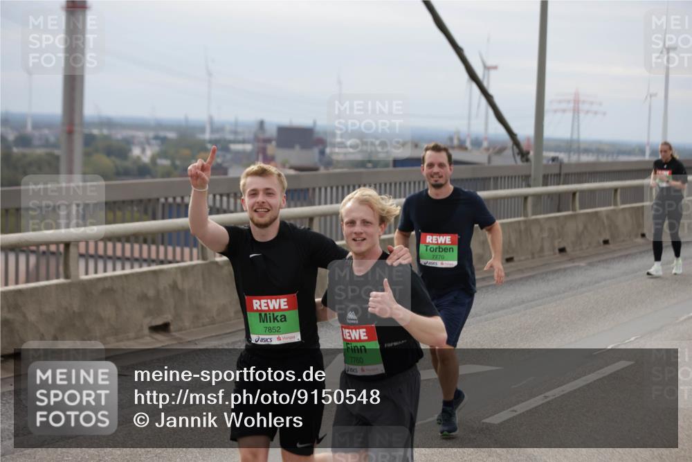 03.10.2025 - Köhlbrandbrückenlauf Jannik Wohlers http://msf.ph/oto/9150548 03.10.2025 15:55:59 Position 1 7852, 7760, 7770 meine-sportfotos.de