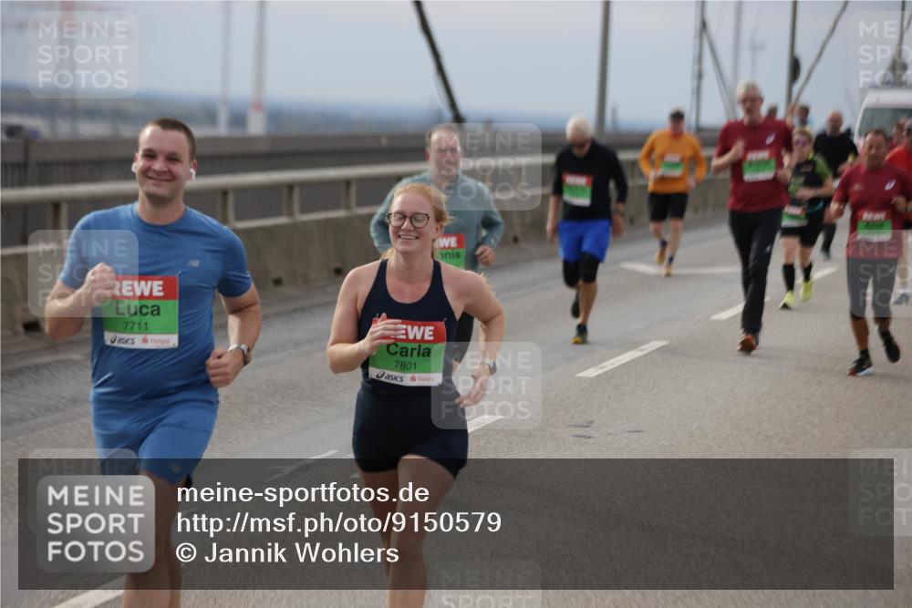 03.10.2025 - Köhlbrandbrückenlauf Jannik Wohlers http://msf.ph/oto/9150579 03.10.2025 15:56:03 Position 1 7711, 7801 meine-sportfotos.de
