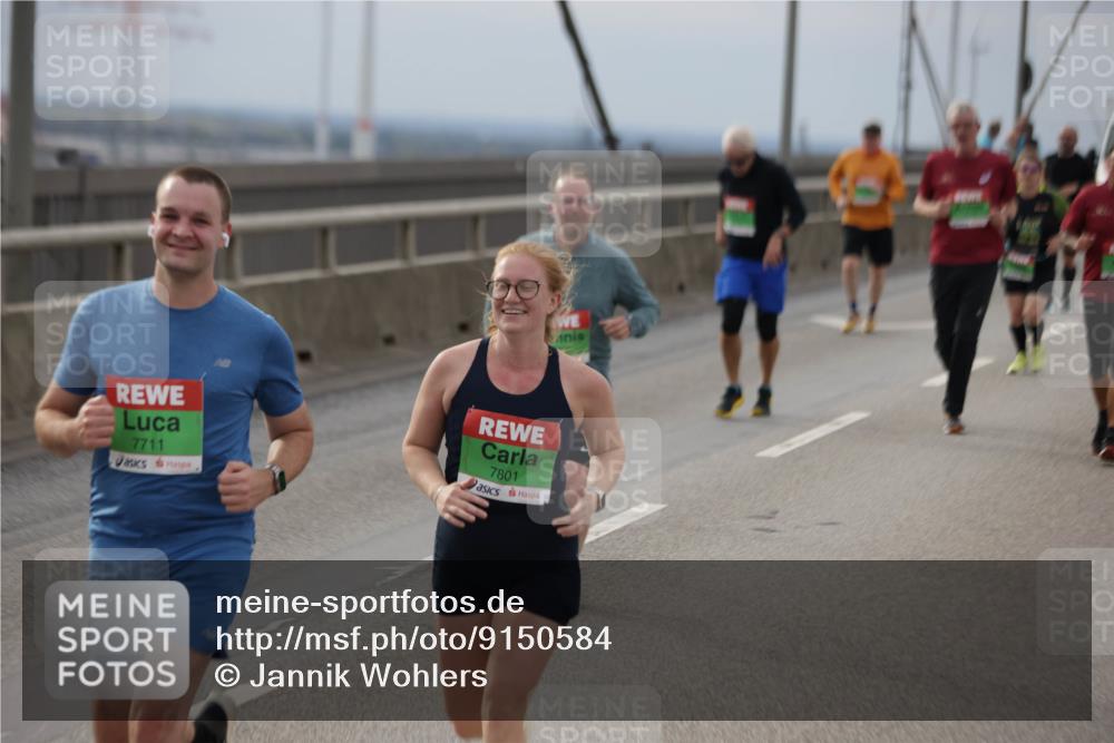 03.10.2025 - Köhlbrandbrückenlauf Jannik Wohlers http://msf.ph/oto/9150584 03.10.2025 15:56:03 Position 1 0, 7711, 7801 meine-sportfotos.de