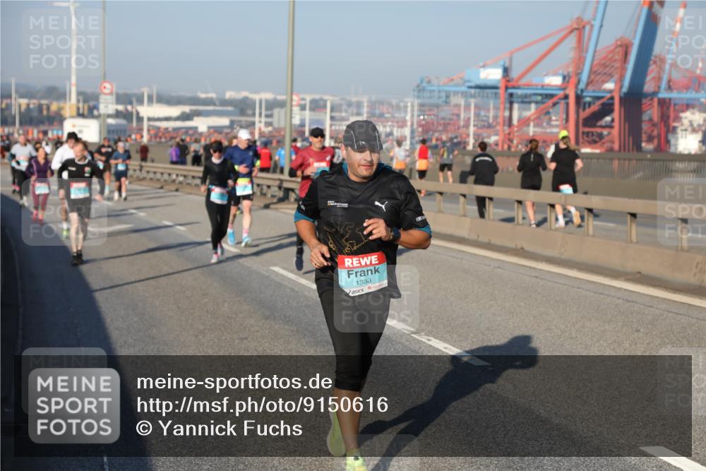 03.10.2025 - Köhlbrandbrückenlauf Yannick Fuchs http://msf.ph/oto/9150616 03.10.2025 08:42:54 Position 2 1333 meine-sportfotos.de