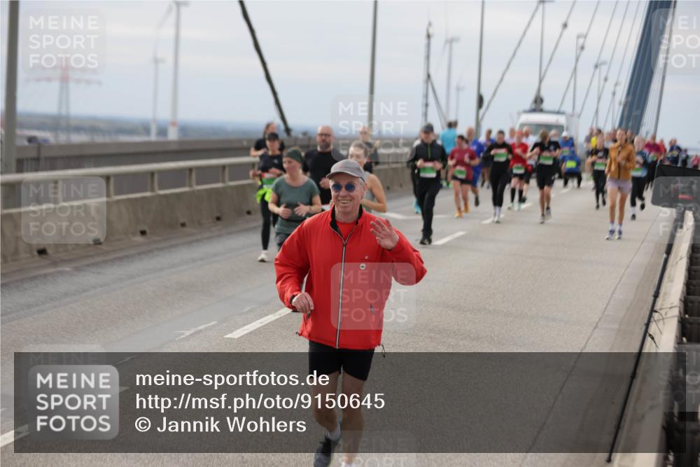 03.10.2025 - Köhlbrandbrückenlauf Jannik Wohlers http://msf.ph/oto/9150645 03.10.2025 15:56:11 Position 1  meine-sportfotos.de