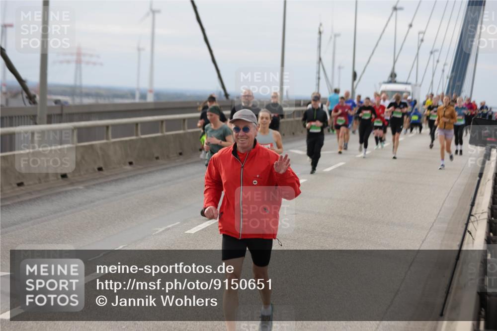 03.10.2025 - Köhlbrandbrückenlauf Jannik Wohlers http://msf.ph/oto/9150651 03.10.2025 15:56:11 Position 1  meine-sportfotos.de