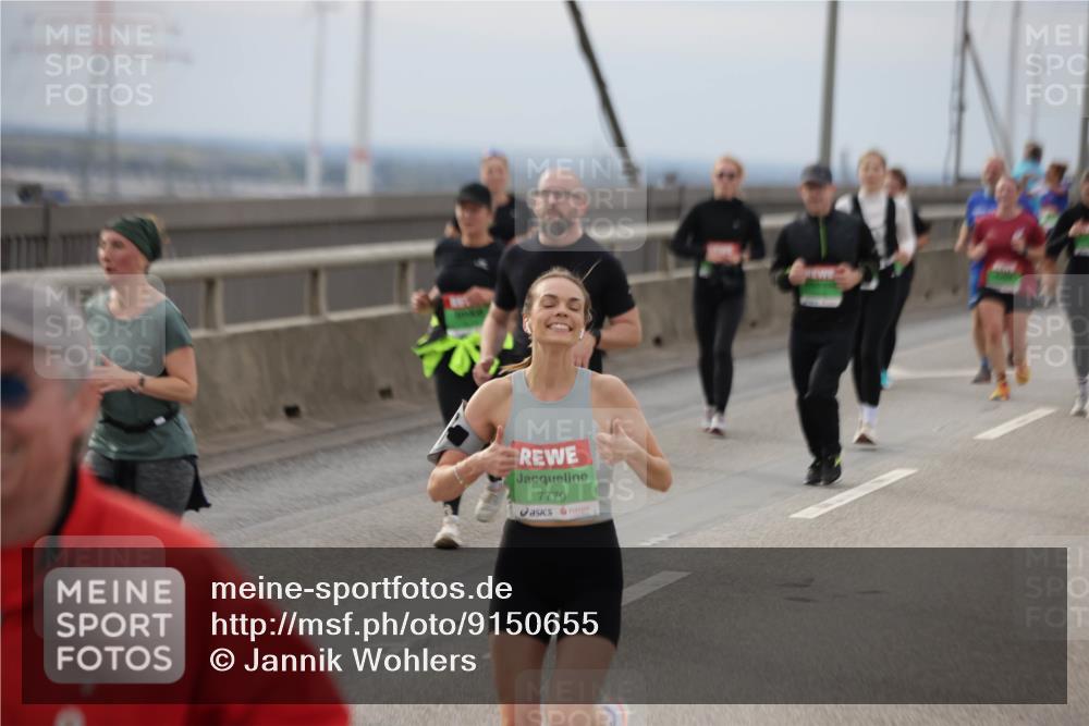 03.10.2025 - Köhlbrandbrückenlauf Jannik Wohlers http://msf.ph/oto/9150655 03.10.2025 15:56:13 Position 1 7779, 1 meine-sportfotos.de