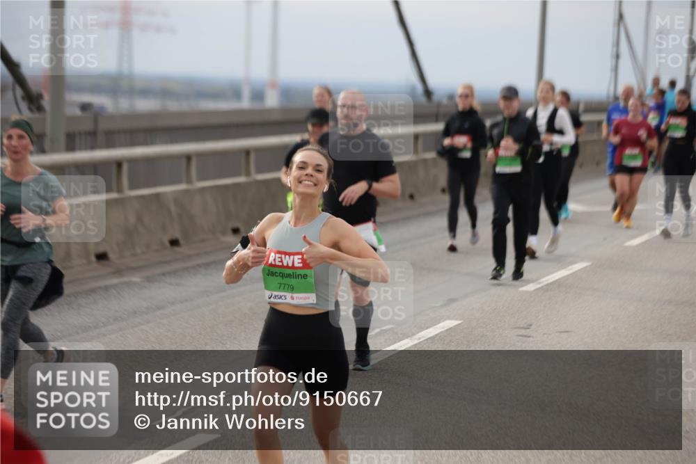 03.10.2025 - Köhlbrandbrückenlauf Jannik Wohlers http://msf.ph/oto/9150667 03.10.2025 15:56:13 Position 1 7779 meine-sportfotos.de