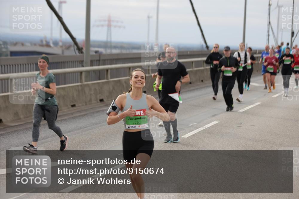 03.10.2025 - Köhlbrandbrückenlauf Jannik Wohlers http://msf.ph/oto/9150674 03.10.2025 15:56:13 Position 1 7779 meine-sportfotos.de