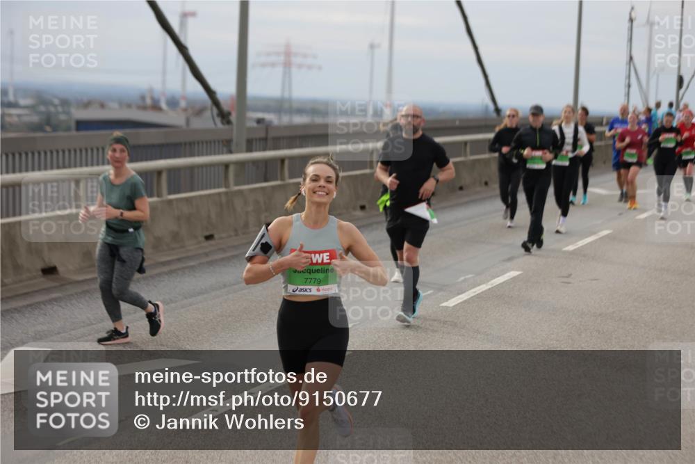 03.10.2025 - Köhlbrandbrückenlauf Jannik Wohlers http://msf.ph/oto/9150677 03.10.2025 15:56:14 Position 1 7779 meine-sportfotos.de