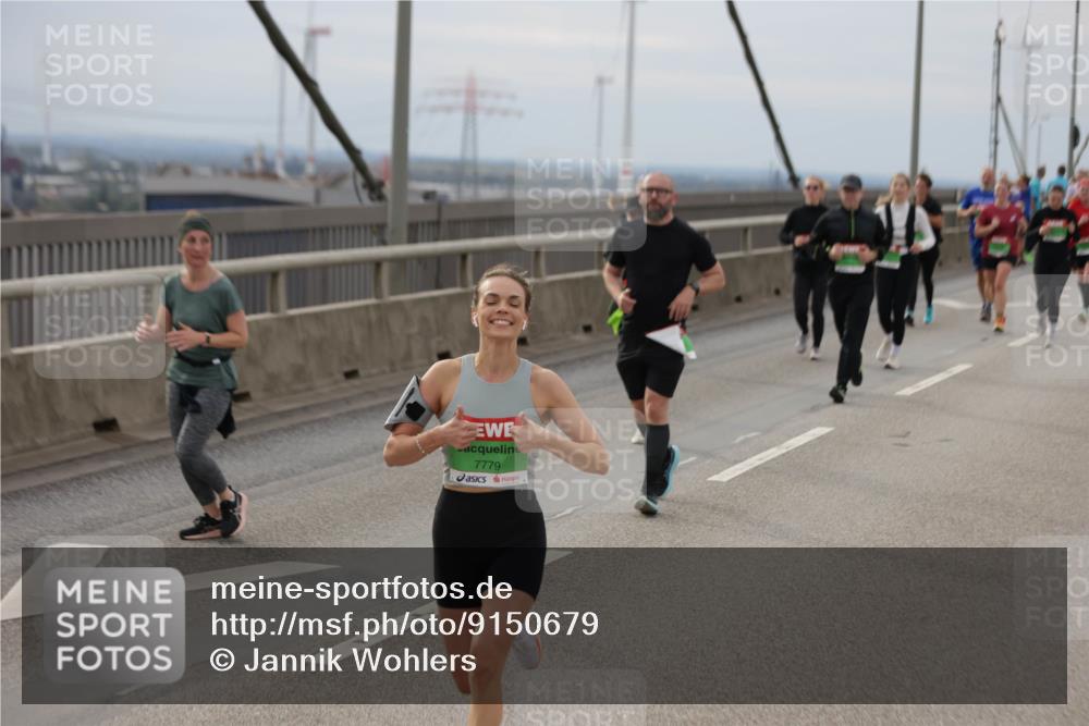 03.10.2025 - Köhlbrandbrückenlauf Jannik Wohlers http://msf.ph/oto/9150679 03.10.2025 15:56:14 Position 1 7779 meine-sportfotos.de