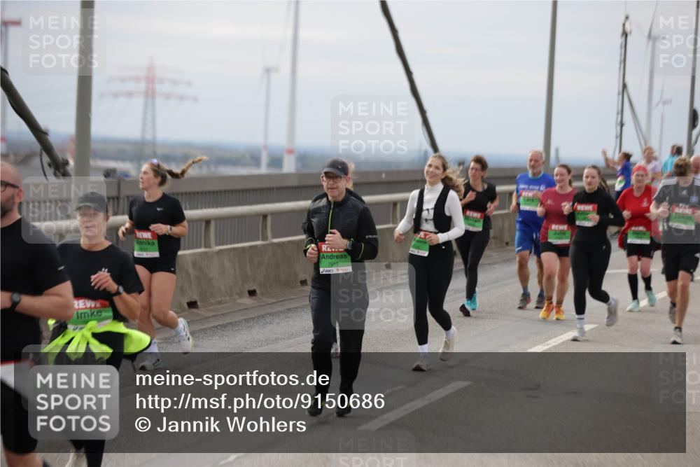 03.10.2025 - Köhlbrandbrückenlauf Jannik Wohlers http://msf.ph/oto/9150686 03.10.2025 15:56:15 Position 1 7915, 55 meine-sportfotos.de