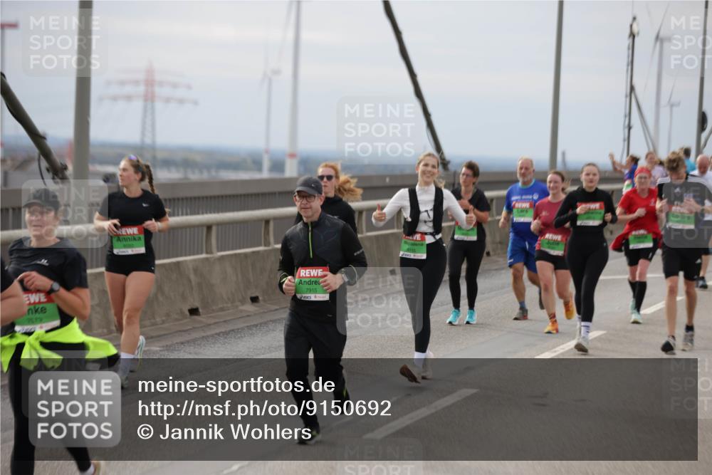 03.10.2025 - Köhlbrandbrückenlauf Jannik Wohlers http://msf.ph/oto/9150692 03.10.2025 15:56:16 Position 1 7579, 7915, 8155 meine-sportfotos.de
