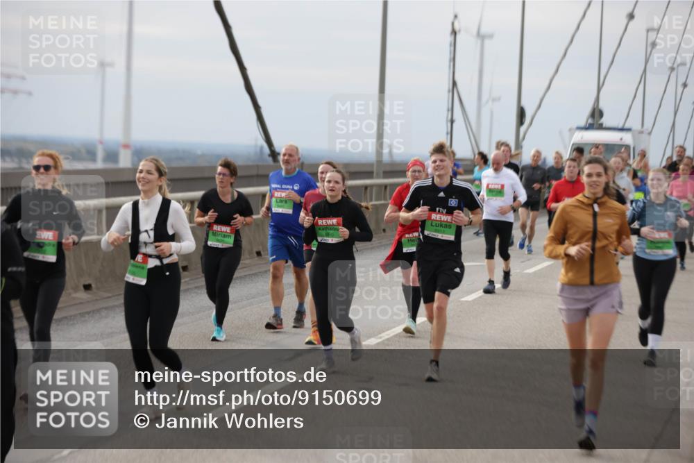 03.10.2025 - Köhlbrandbrückenlauf Jannik Wohlers http://msf.ph/oto/9150699 03.10.2025 15:56:17 Position 1  meine-sportfotos.de