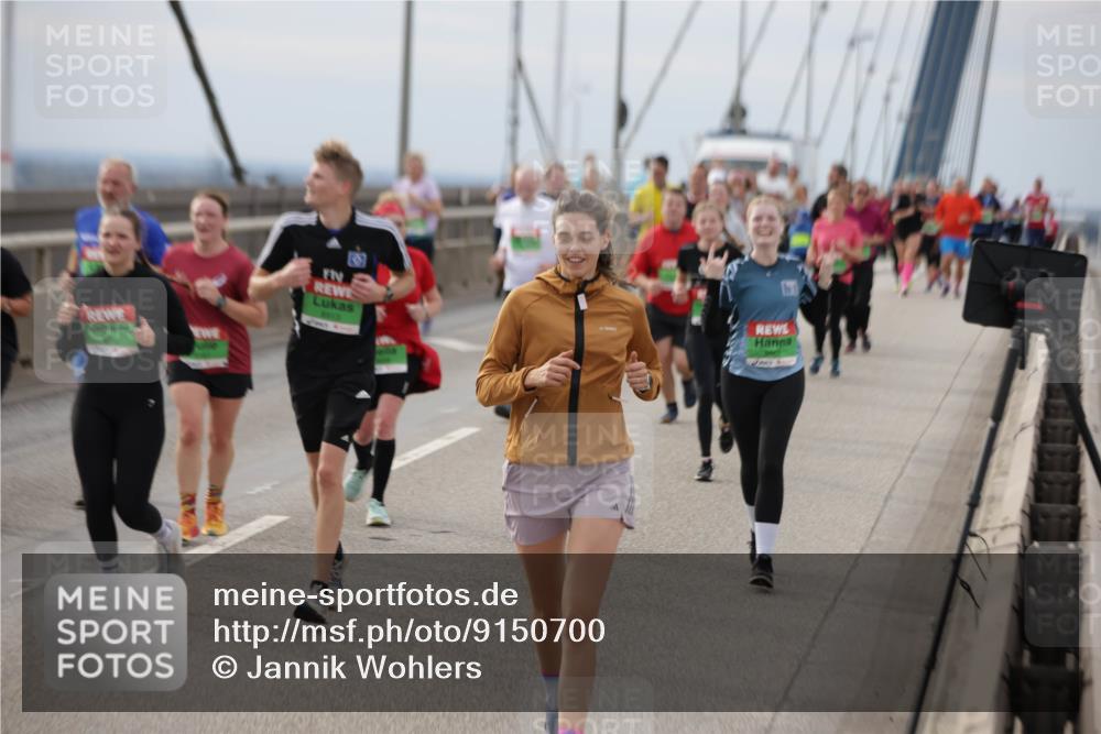 03.10.2025 - Köhlbrandbrückenlauf Jannik Wohlers http://msf.ph/oto/9150700 03.10.2025 15:56:18 Position 1  meine-sportfotos.de