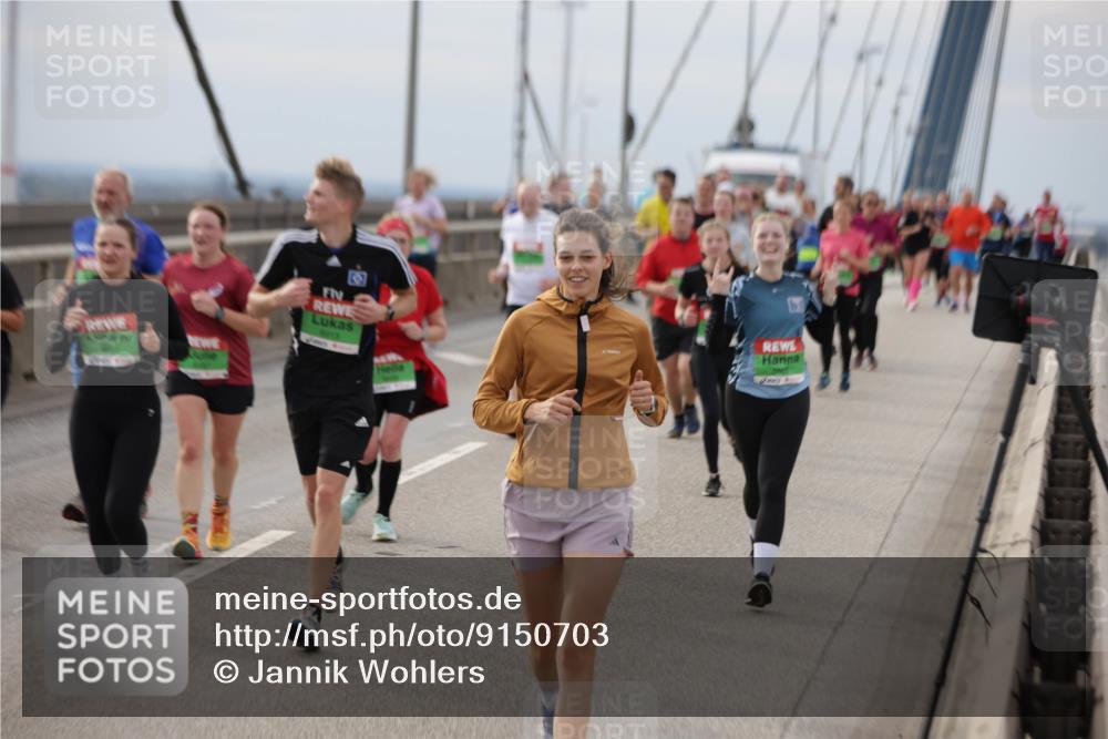 03.10.2025 - Köhlbrandbrückenlauf Jannik Wohlers http://msf.ph/oto/9150703 03.10.2025 15:56:19 Position 1  meine-sportfotos.de