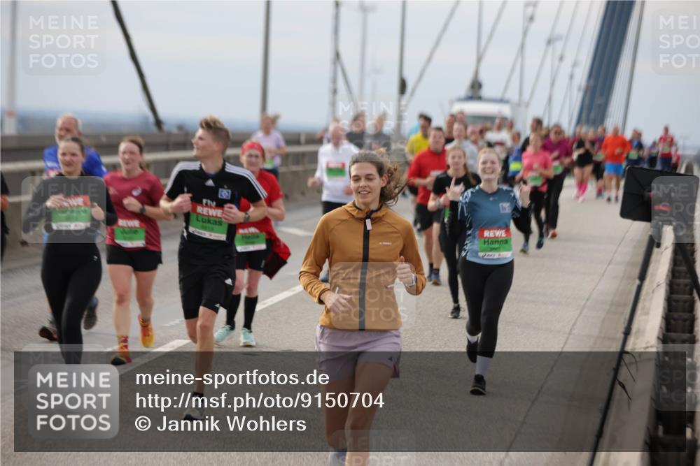 03.10.2025 - Köhlbrandbrückenlauf Jannik Wohlers http://msf.ph/oto/9150704 03.10.2025 15:56:19 Position 1  meine-sportfotos.de
