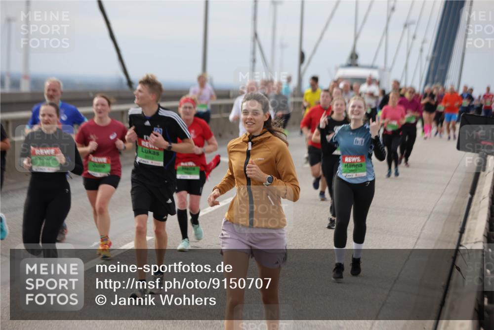 03.10.2025 - Köhlbrandbrückenlauf Jannik Wohlers http://msf.ph/oto/9150707 03.10.2025 15:56:19 Position 1 8313 meine-sportfotos.de