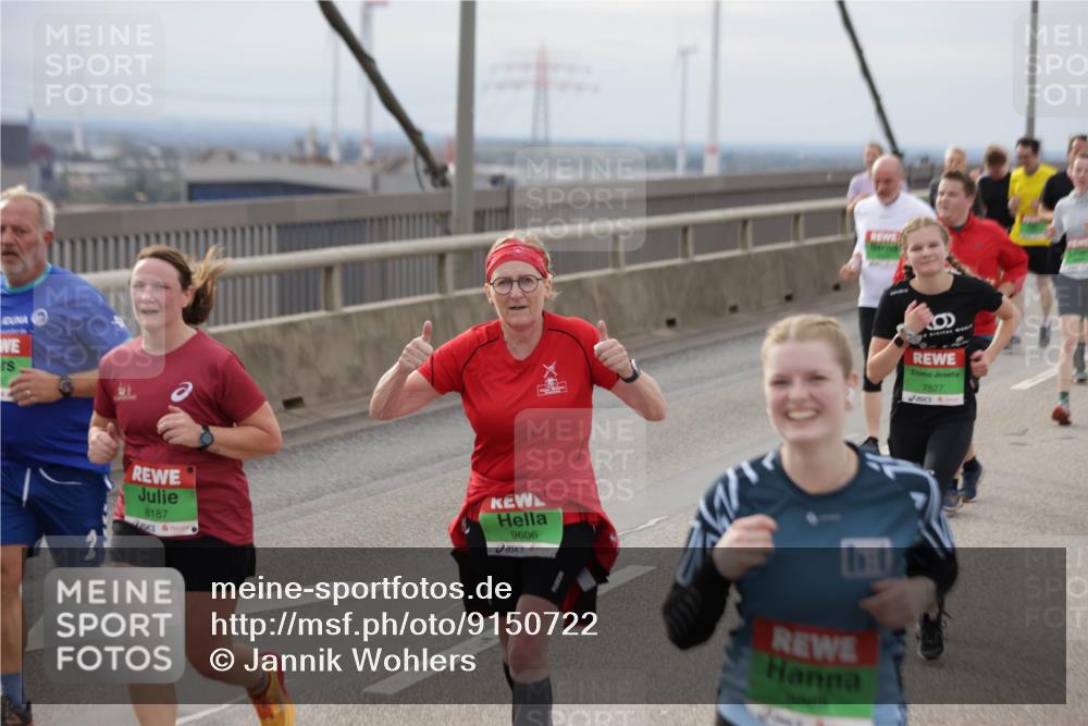 03.10.2025 - Köhlbrandbrückenlauf Jannik Wohlers http://msf.ph/oto/9150722 03.10.2025 15:56:22 Position 1 8187, 9606, 7827 meine-sportfotos.de