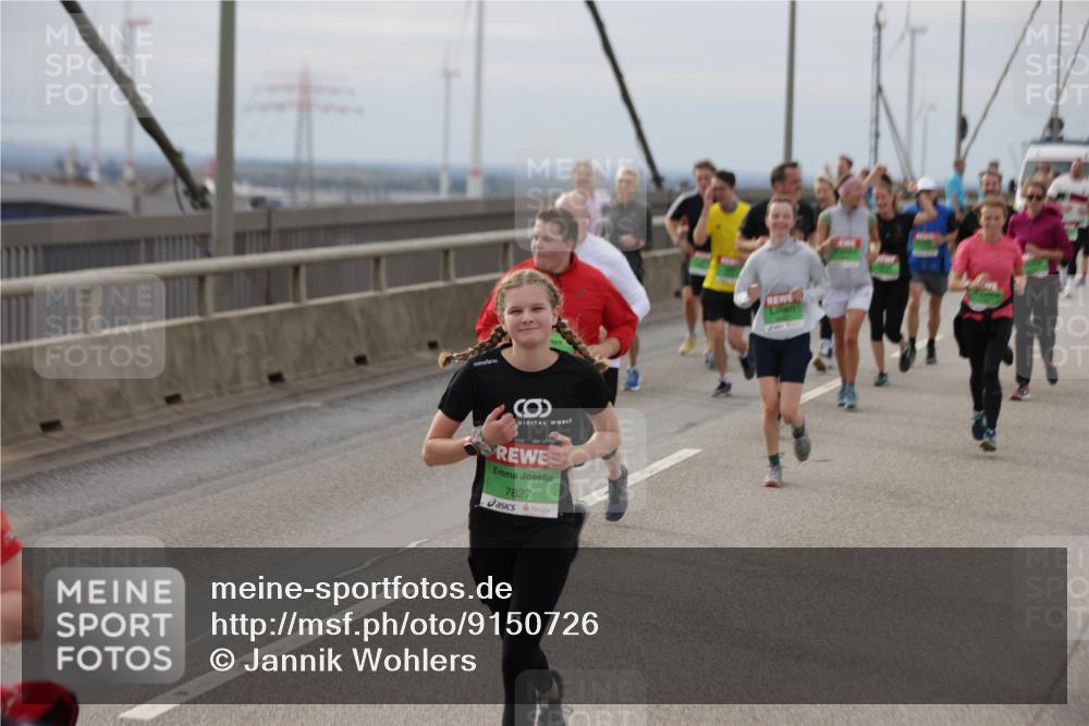 03.10.2025 - Köhlbrandbrückenlauf Jannik Wohlers http://msf.ph/oto/9150726 03.10.2025 15:56:23 Position 1 7827 meine-sportfotos.de