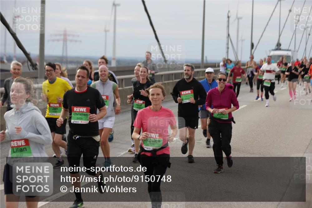 03.10.2025 - Köhlbrandbrückenlauf Jannik Wohlers http://msf.ph/oto/9150748 03.10.2025 15:56:27 Position 1 8887, 8406, 608, 9729, 8125, 7536 meine-sportfotos.de