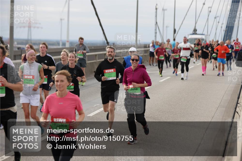 03.10.2025 - Köhlbrandbrückenlauf Jannik Wohlers http://msf.ph/oto/9150755 03.10.2025 15:56:27 Position 1 7845, 9729, 6125, 7536 meine-sportfotos.de
