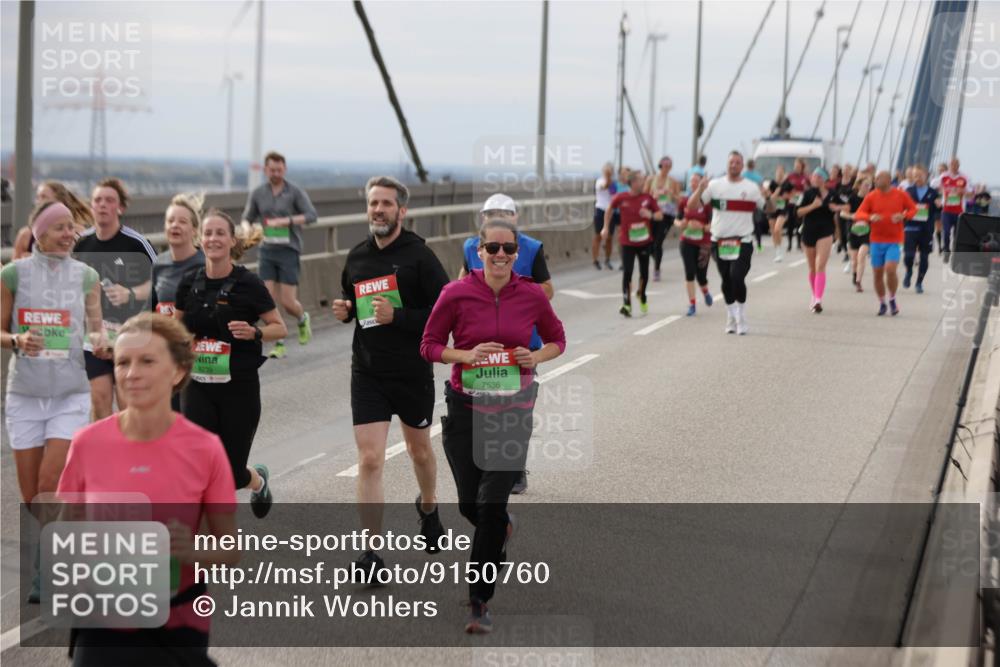 03.10.2025 - Köhlbrandbrückenlauf Jannik Wohlers http://msf.ph/oto/9150760 03.10.2025 15:56:28 Position 1 8239, 6175, 7536 meine-sportfotos.de