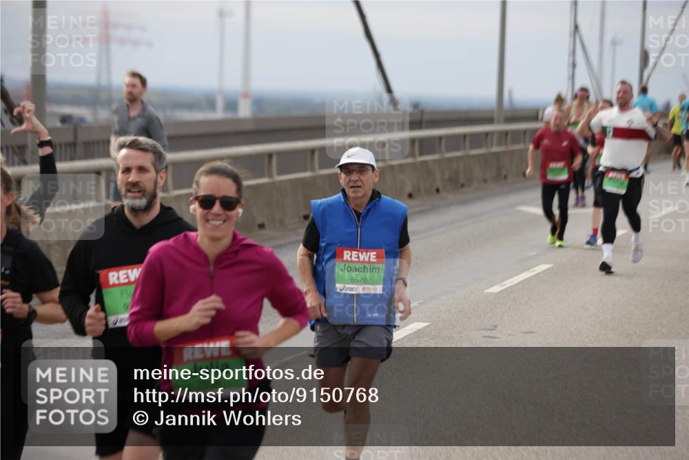 03.10.2025 - Köhlbrandbrückenlauf Jannik Wohlers http://msf.ph/oto/9150768 03.10.2025 15:56:29 Position 1 7536, 8576 meine-sportfotos.de