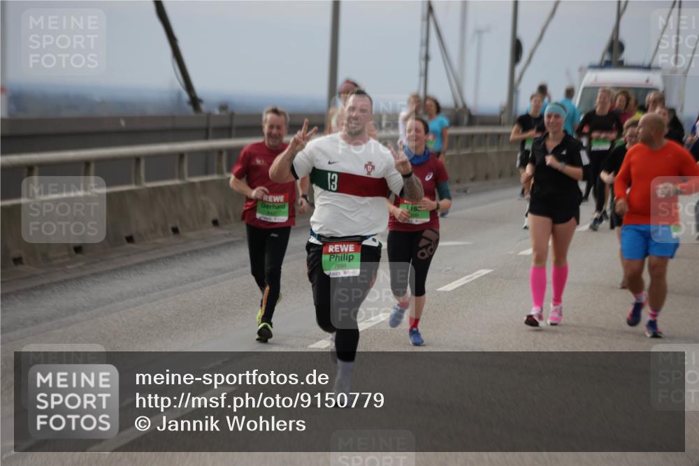03.10.2025 - Köhlbrandbrückenlauf Jannik Wohlers http://msf.ph/oto/9150779 03.10.2025 15:56:31 Position 1 13, 7694 meine-sportfotos.de