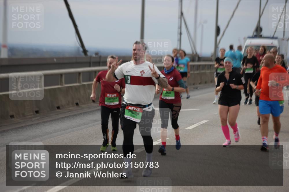 03.10.2025 - Köhlbrandbrückenlauf Jannik Wohlers http://msf.ph/oto/9150783 03.10.2025 15:56:31 Position 1 13, 7694, 9498 meine-sportfotos.de