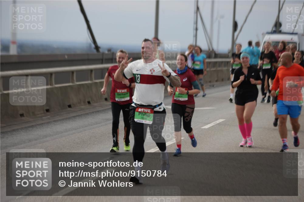 03.10.2025 - Köhlbrandbrückenlauf Jannik Wohlers http://msf.ph/oto/9150784 03.10.2025 15:56:31 Position 1 9497, 13, 7694, 15, 9498 meine-sportfotos.de
