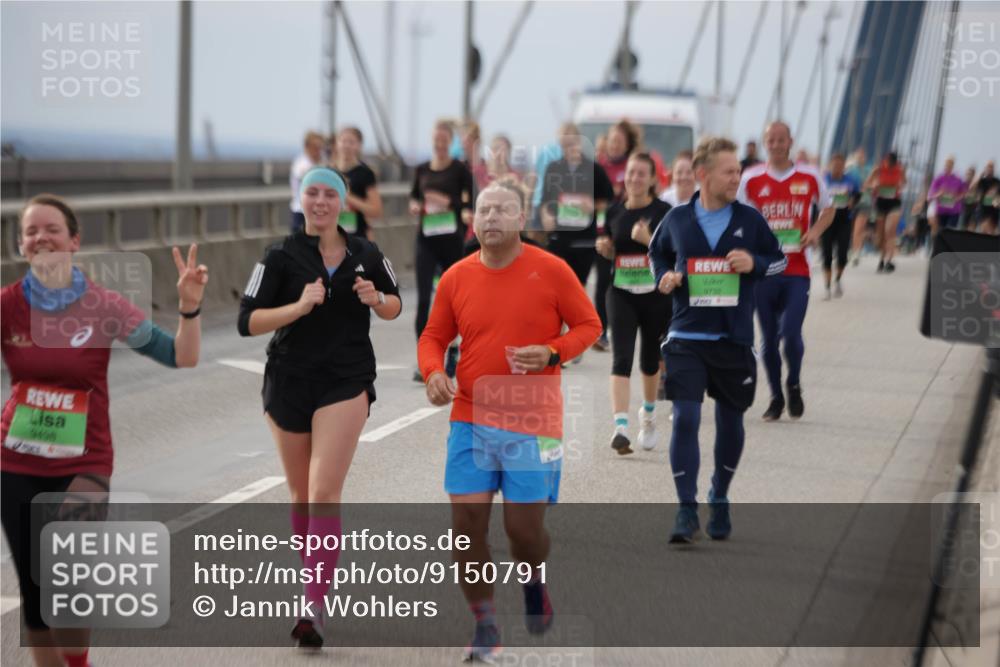 03.10.2025 - Köhlbrandbrückenlauf Jannik Wohlers http://msf.ph/oto/9150791 03.10.2025 15:56:34 Position 1 9498, 9732 meine-sportfotos.de