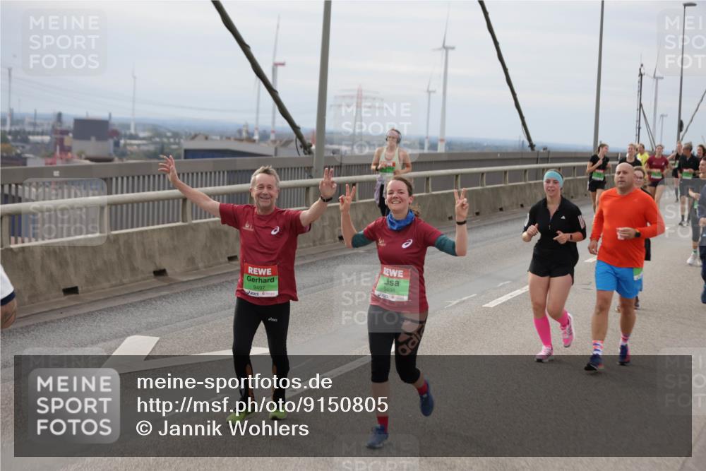 03.10.2025 - Köhlbrandbrückenlauf Jannik Wohlers http://msf.ph/oto/9150805 03.10.2025 15:56:36 Position 1 9497, 9498 meine-sportfotos.de