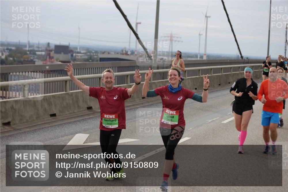 03.10.2025 - Köhlbrandbrückenlauf Jannik Wohlers http://msf.ph/oto/9150809 03.10.2025 15:56:36 Position 1 9497, 9498 meine-sportfotos.de