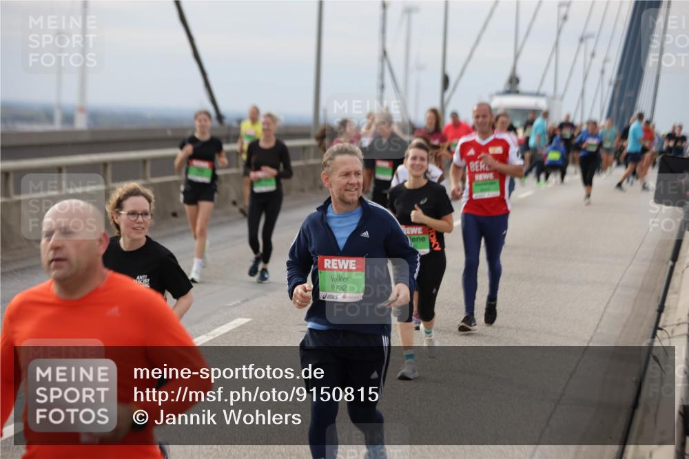 03.10.2025 - Köhlbrandbrückenlauf Jannik Wohlers http://msf.ph/oto/9150815 03.10.2025 15:56:38 Position 1 9732 meine-sportfotos.de