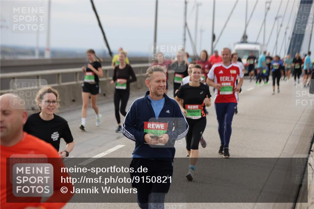 03.10.2025 - Köhlbrandbrückenlauf Jannik Wohlers http://msf.ph/oto/9150821 03.10.2025 15:56:38 Position 1  meine-sportfotos.de