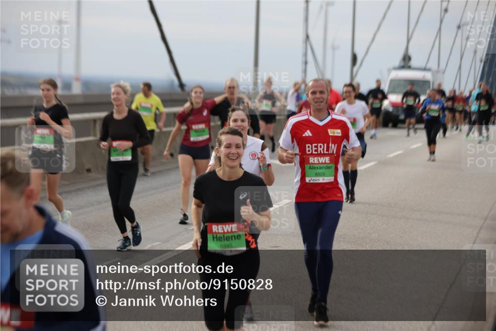 03.10.2025 - Köhlbrandbrückenlauf Jannik Wohlers http://msf.ph/oto/9150828 03.10.2025 15:56:40 Position 1 8595, 8929 meine-sportfotos.de