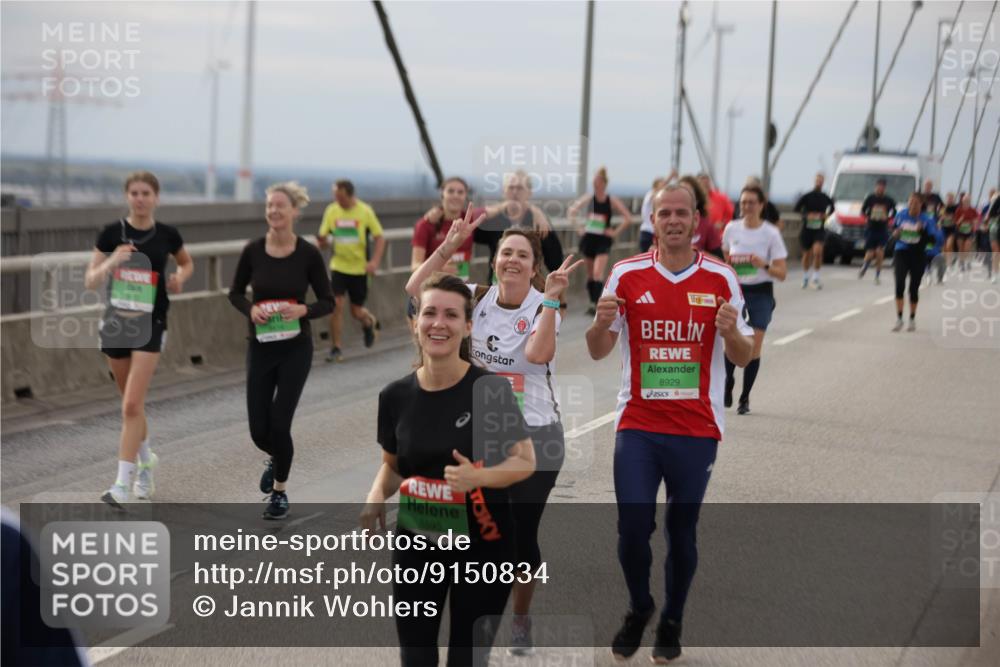 03.10.2025 - Köhlbrandbrückenlauf Jannik Wohlers http://msf.ph/oto/9150834 03.10.2025 15:56:40 Position 1 8929, 8505 meine-sportfotos.de