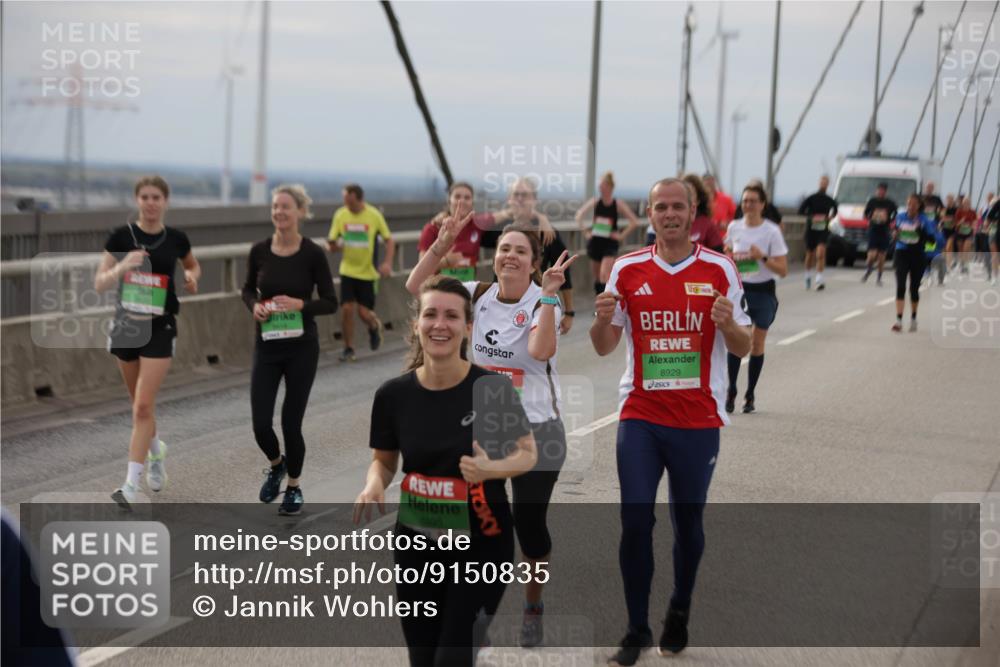 03.10.2025 - Köhlbrandbrückenlauf Jannik Wohlers http://msf.ph/oto/9150835 03.10.2025 15:56:40 Position 1 8929, 8005 meine-sportfotos.de