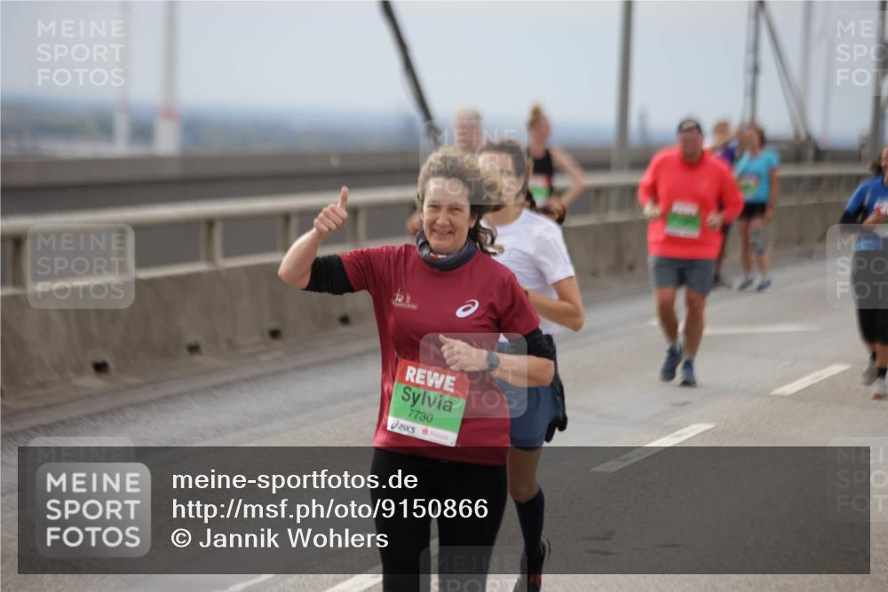 03.10.2025 - Köhlbrandbrückenlauf Jannik Wohlers http://msf.ph/oto/9150866 03.10.2025 15:56:44 Position 1 7730 meine-sportfotos.de