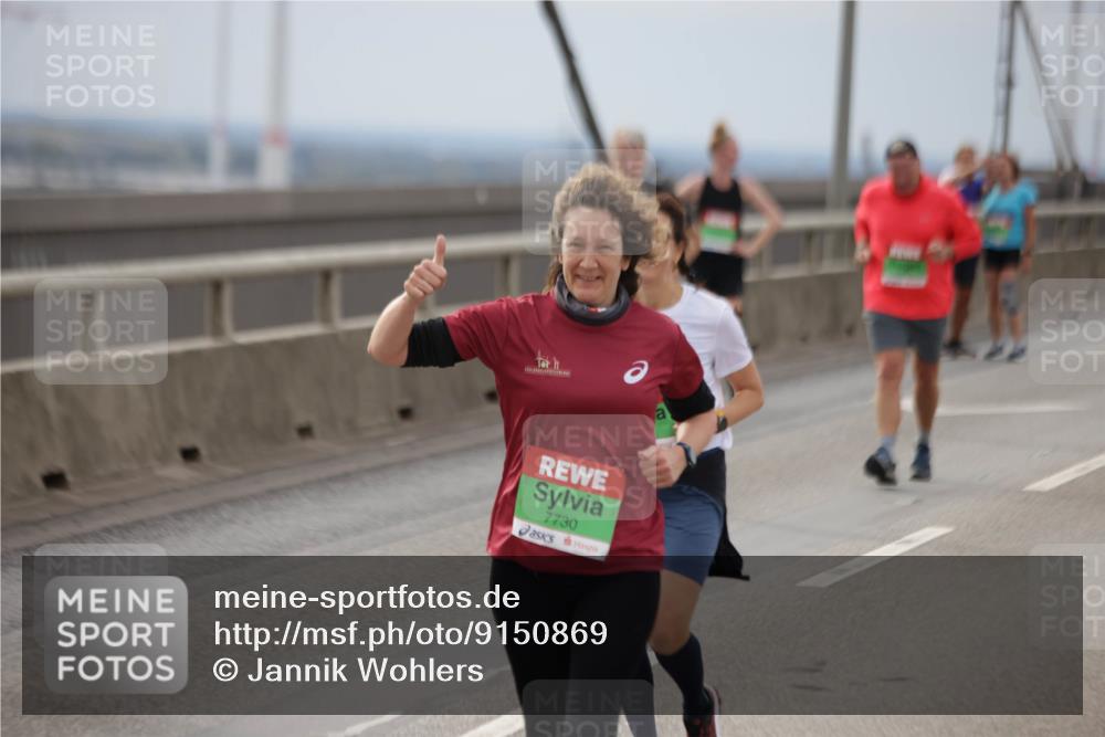 03.10.2025 - Köhlbrandbrückenlauf Jannik Wohlers http://msf.ph/oto/9150869 03.10.2025 15:56:44 Position 1 1, 7730 meine-sportfotos.de