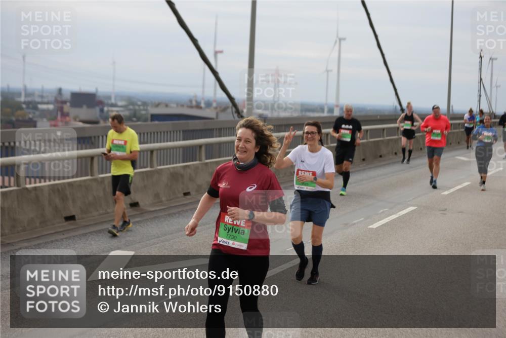 03.10.2025 - Köhlbrandbrückenlauf Jannik Wohlers http://msf.ph/oto/9150880 03.10.2025 15:56:46 Position 1 7730 meine-sportfotos.de