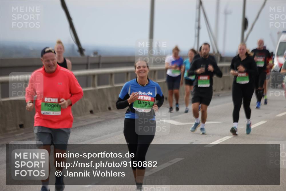 03.10.2025 - Köhlbrandbrückenlauf Jannik Wohlers http://msf.ph/oto/9150882 03.10.2025 15:56:48 Position 1 9400, 7826 meine-sportfotos.de