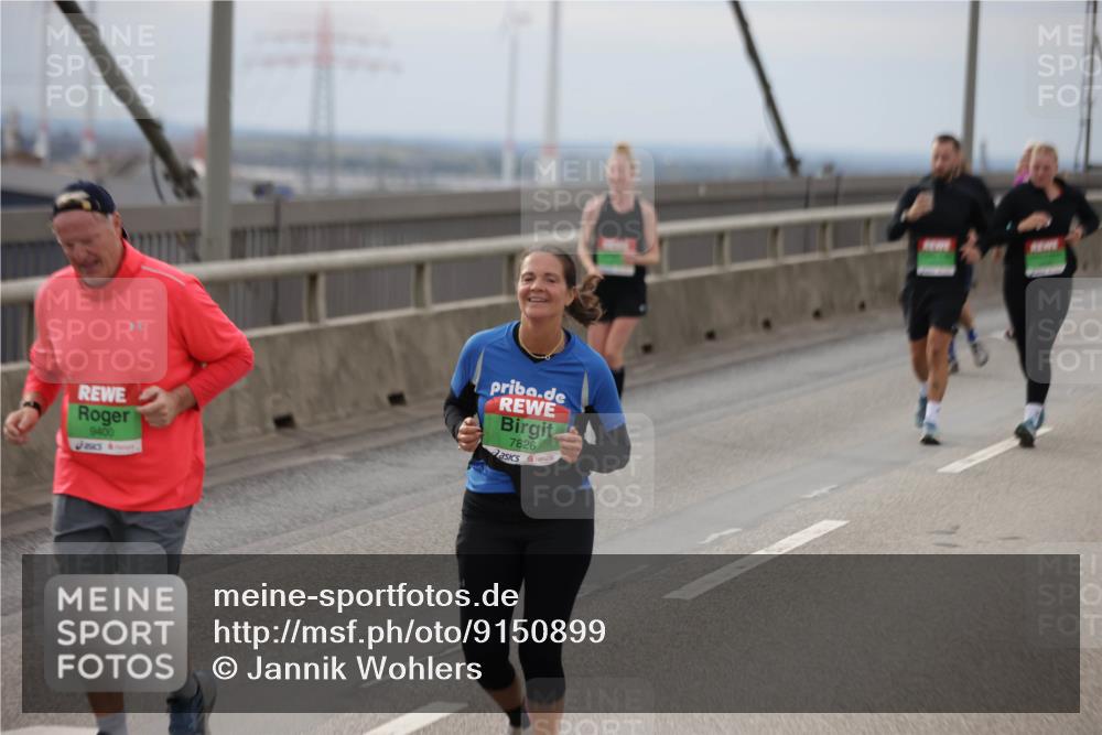 03.10.2025 - Köhlbrandbrückenlauf Jannik Wohlers http://msf.ph/oto/9150899 03.10.2025 15:56:51 Position 1 9400, 7826 meine-sportfotos.de