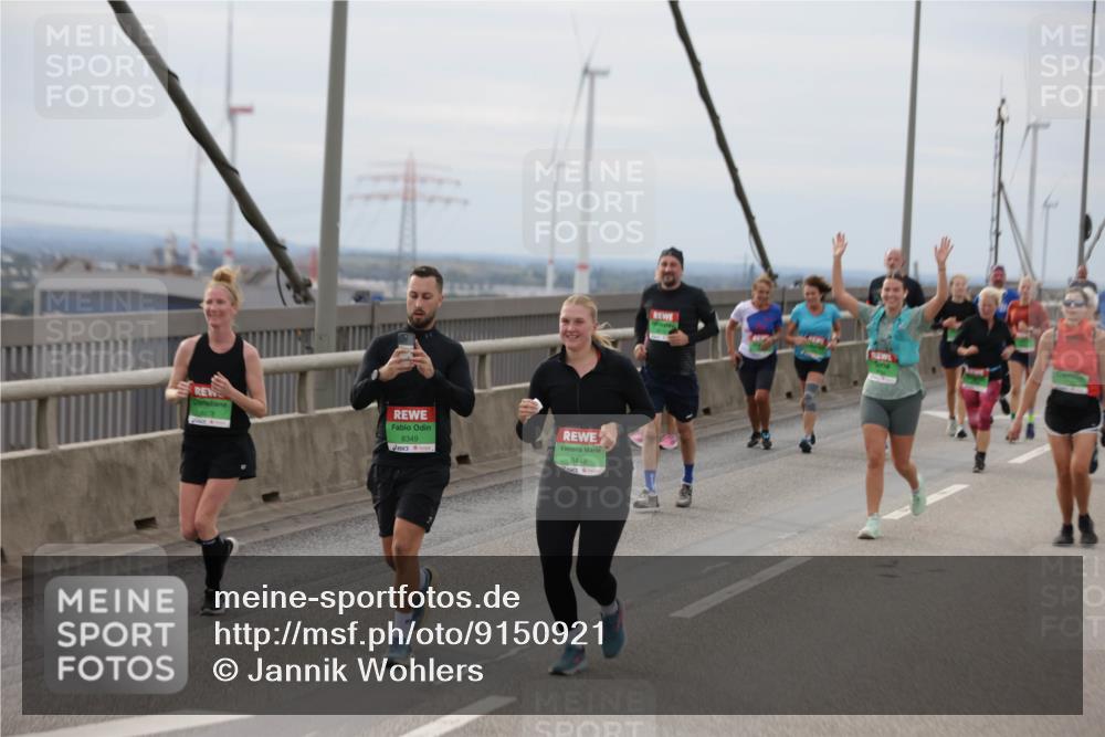 03.10.2025 - Köhlbrandbrückenlauf Jannik Wohlers http://msf.ph/oto/9150921 03.10.2025 15:56:54 Position 1 8349, 84481 meine-sportfotos.de