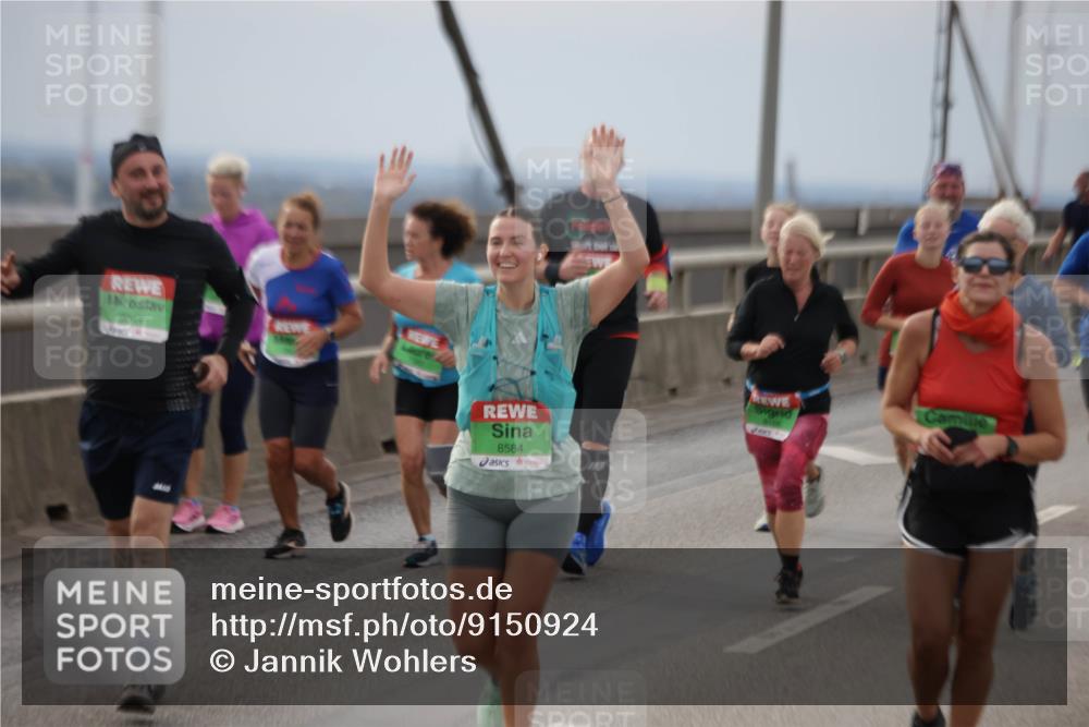 03.10.2025 - Köhlbrandbrückenlauf Jannik Wohlers http://msf.ph/oto/9150924 03.10.2025 15:56:56 Position 1 9014, 8584 meine-sportfotos.de
