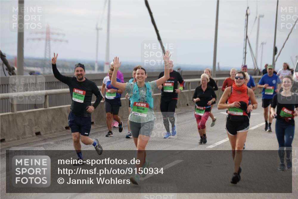 03.10.2025 - Köhlbrandbrückenlauf Jannik Wohlers http://msf.ph/oto/9150934 03.10.2025 15:56:56 Position 1 8584 meine-sportfotos.de