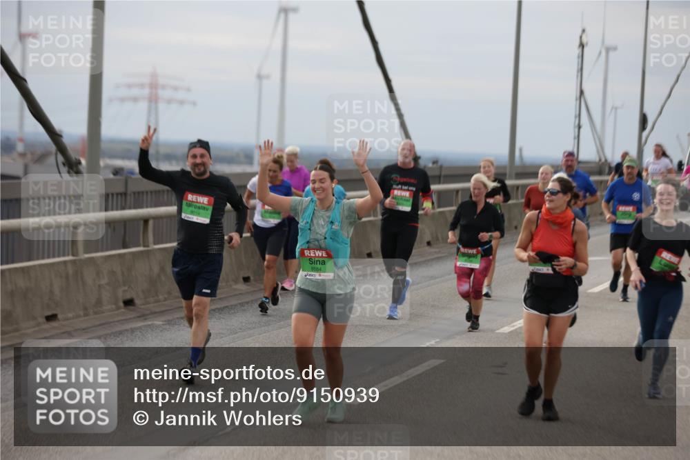 03.10.2025 - Köhlbrandbrückenlauf Jannik Wohlers http://msf.ph/oto/9150939 03.10.2025 15:56:57 Position 1 9014, 8584 meine-sportfotos.de