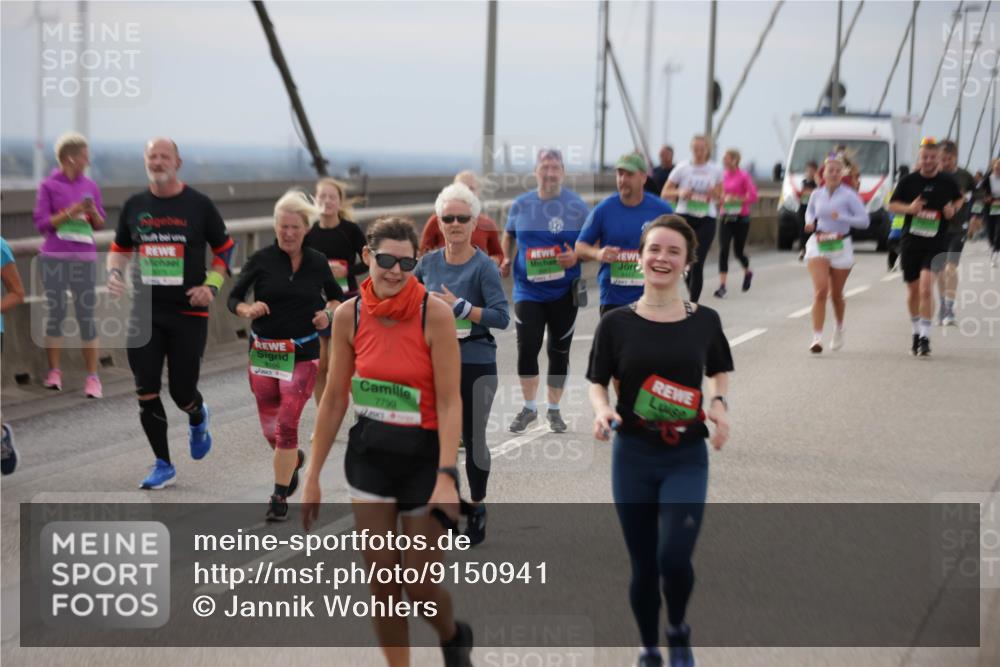 03.10.2025 - Köhlbrandbrückenlauf Jannik Wohlers http://msf.ph/oto/9150941 03.10.2025 15:56:58 Position 1 8166, 7799 meine-sportfotos.de
