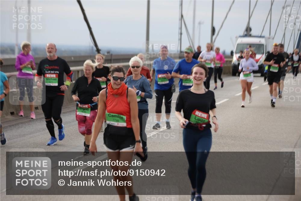 03.10.2025 - Köhlbrandbrückenlauf Jannik Wohlers http://msf.ph/oto/9150942 03.10.2025 15:56:58 Position 1 8166, 7799, 8417 meine-sportfotos.de